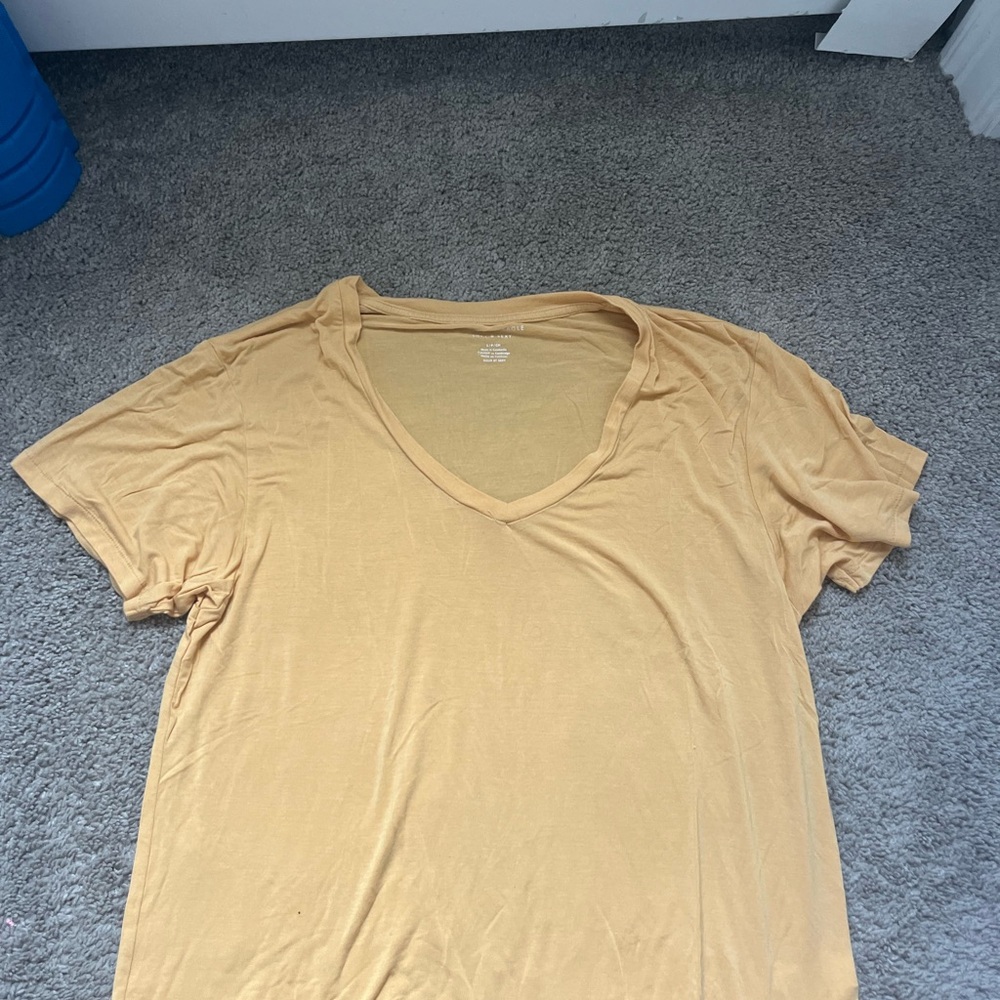 American eagle v-neck